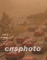 新疆哈密沙塵暴影響北京，環(huán)保部門(mén)加強(qiáng)源頭治理與預(yù)警